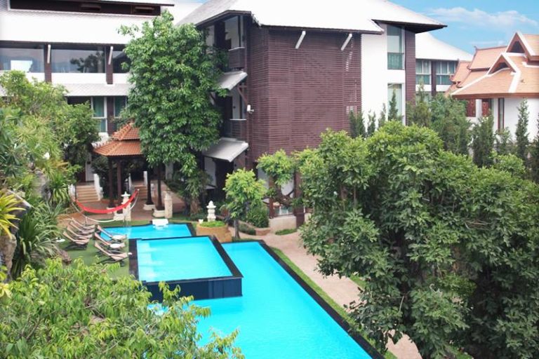 Kodchasri Thani Hotel Chiangmai : Swimming Pool